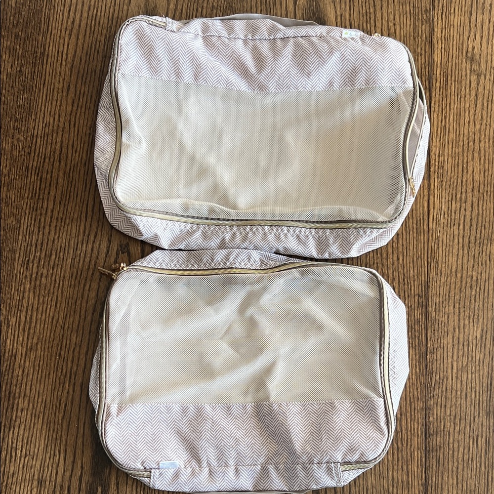 Itzy Ritzy Packing Cubes - set of two